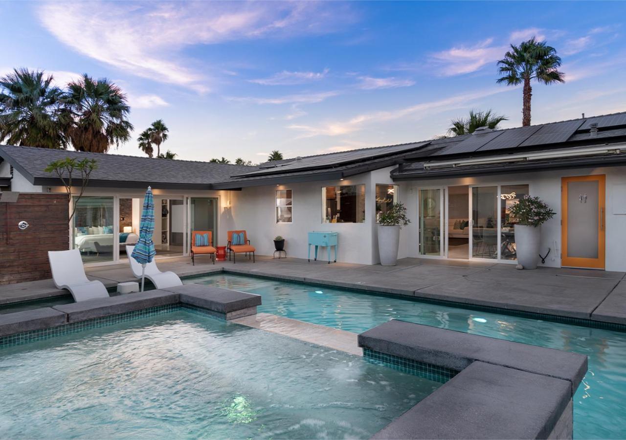 Luxury Desert Oasis Villa Palm Springs Exterior photo